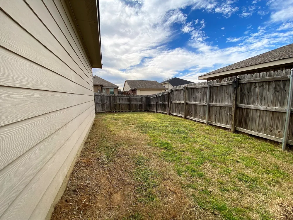 8814 Tucker Street Cross Roads, TX 76227