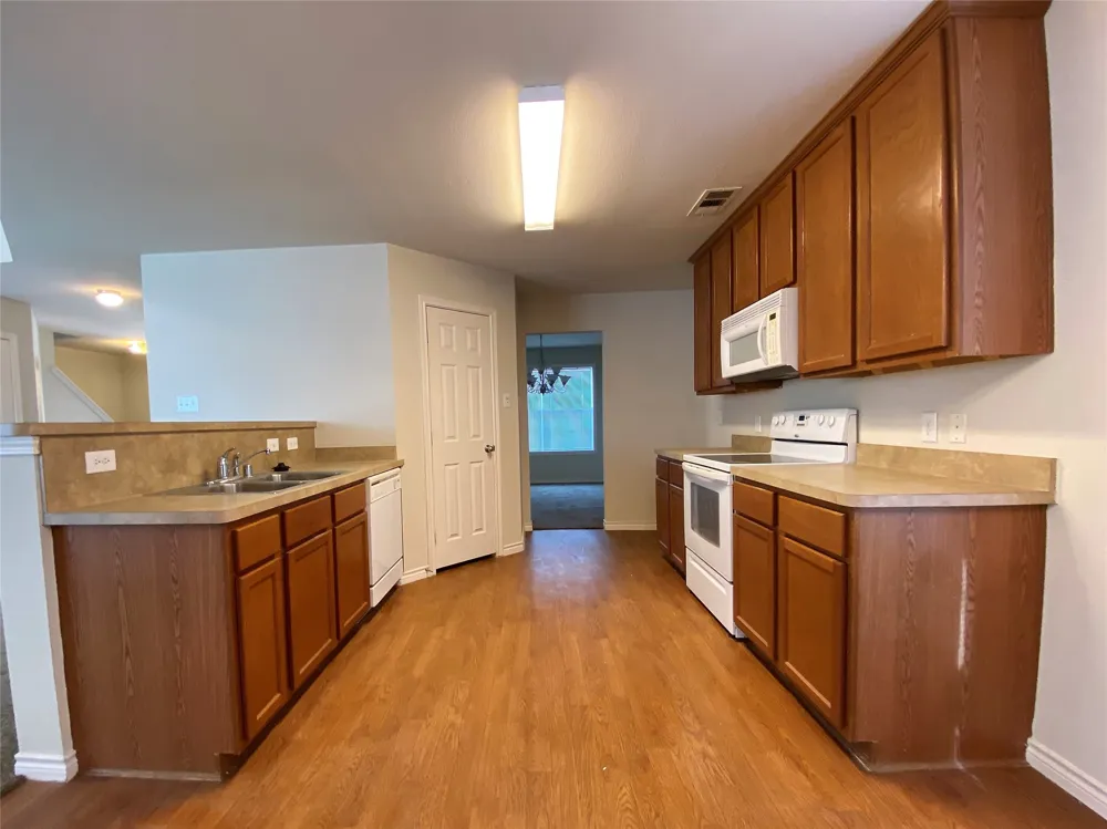 8814 Tucker Street Cross Roads, TX 76227