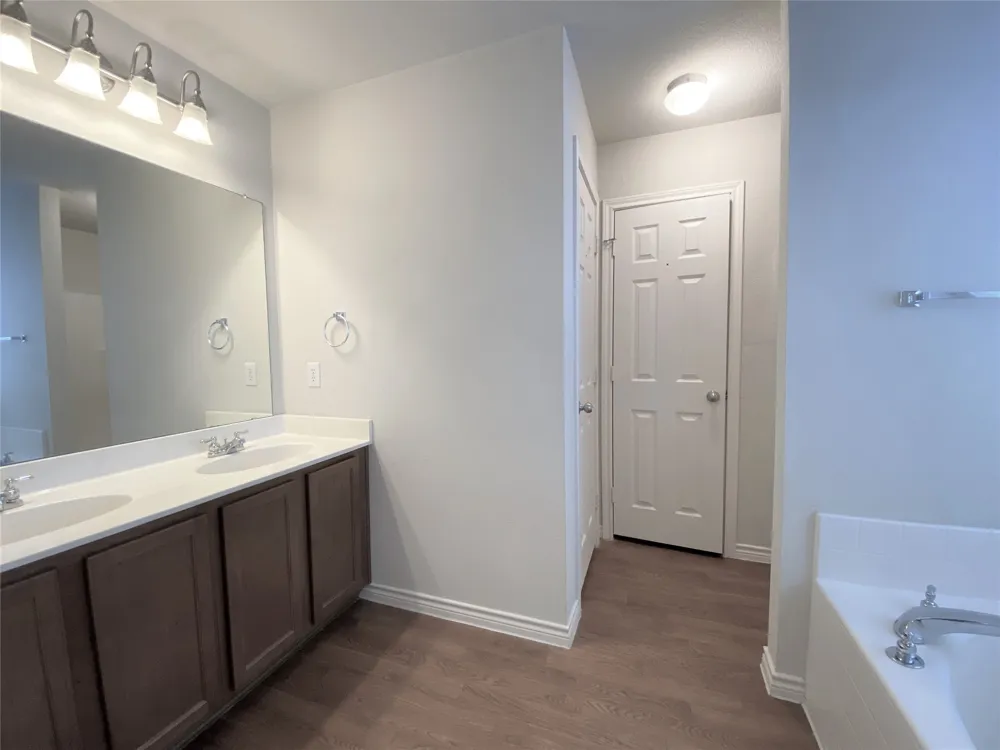8814 Tucker Street Cross Roads, TX 76227
