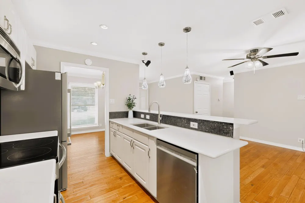 1207 Aransas Drive Euless, TX 76039