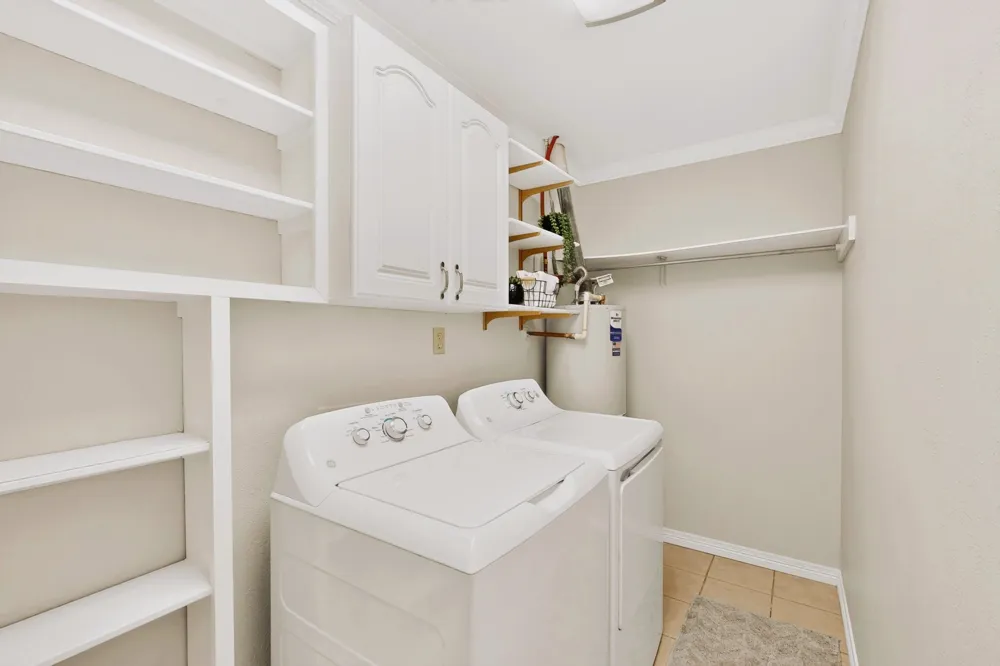 1207 Aransas Drive Euless, TX 76039