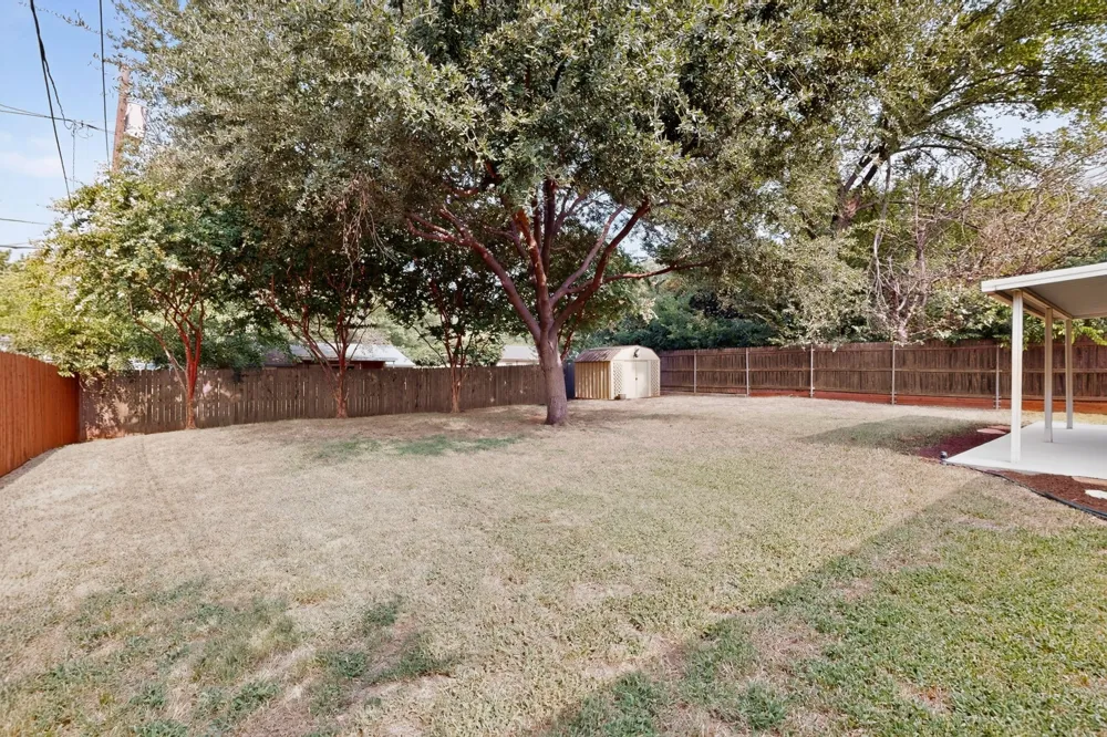 1207 Aransas Drive Euless, TX 76039
