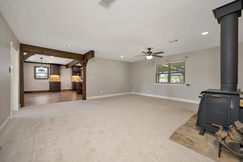 2561 County Road 248 Valley View, TX 76272
