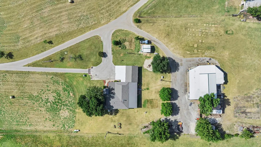 2561 County Road 248 Valley View, TX 76272