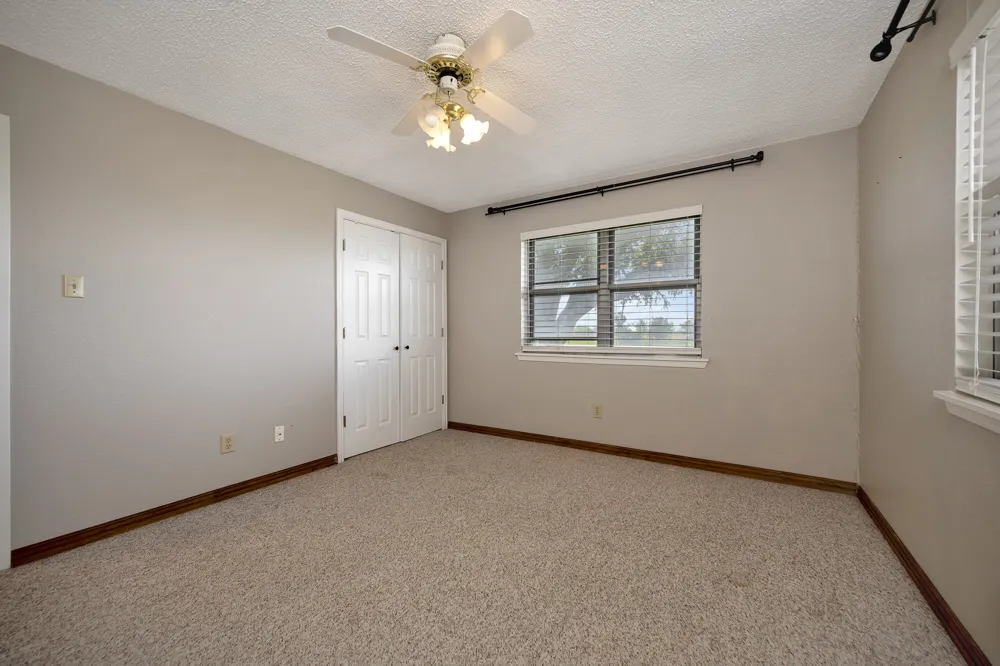 2561 County Road 248 Valley View, TX 76272