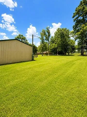 7565 Silver Star Road Sour Lake, TX 77659