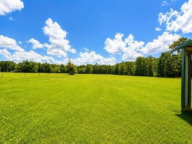 7565 Silver Star Road Sour Lake, TX 77659