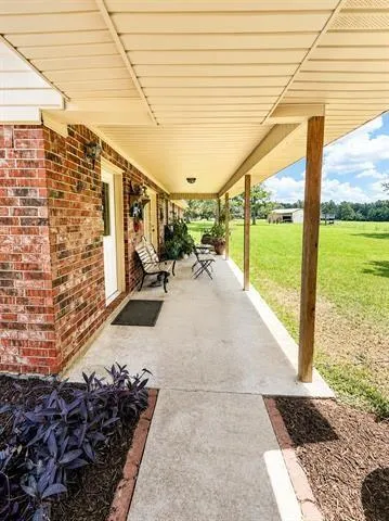 7565 Silver Star Road Sour Lake, TX 77659