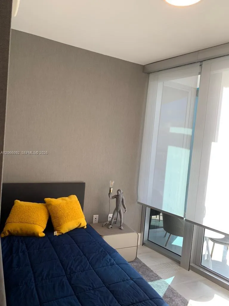 17121 Collins Ave #3808 Sunny Isles Beach, FL 33160