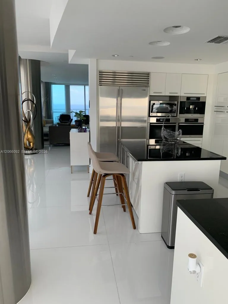 17121 Collins Ave #3808 Sunny Isles Beach, FL 33160