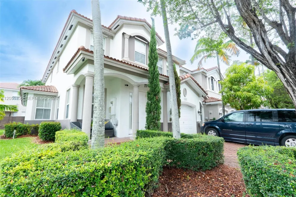 8526 NW 108th Ave #8526 Doral, FL 33178