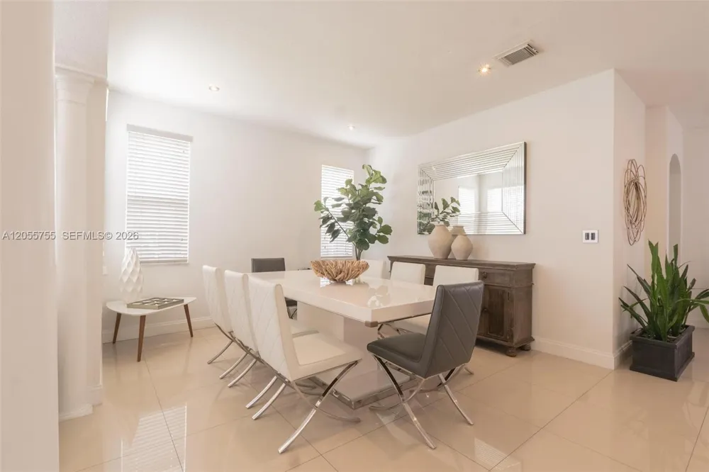 8526 NW 108th Ave #8526 Doral, FL 33178