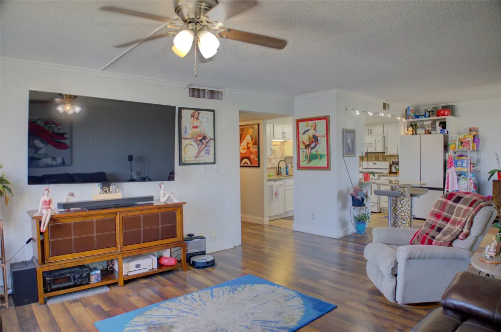 410 7th Street #528 Tulsa, OK 74119