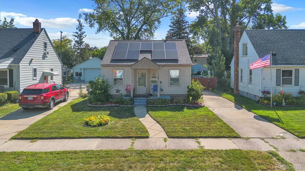 2129 Geneva Street Dearborn City, MI 48124