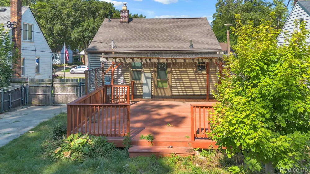 2129 Geneva Street Dearborn City, MI 48124