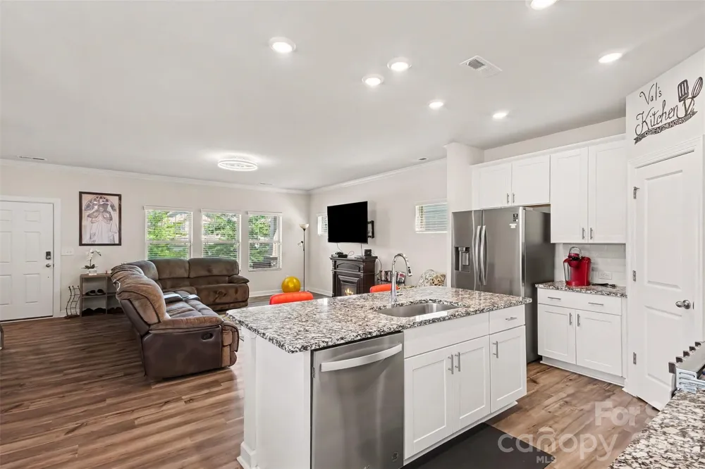 11822 Midnight Way Huntersville, NC 28078