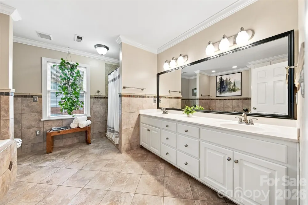 354 41st Avenue Place NW Hickory, NC 28601