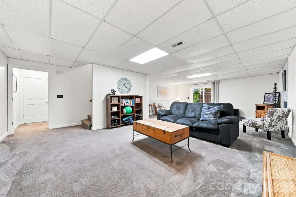 354 41st Avenue Place NW Hickory, NC 28601