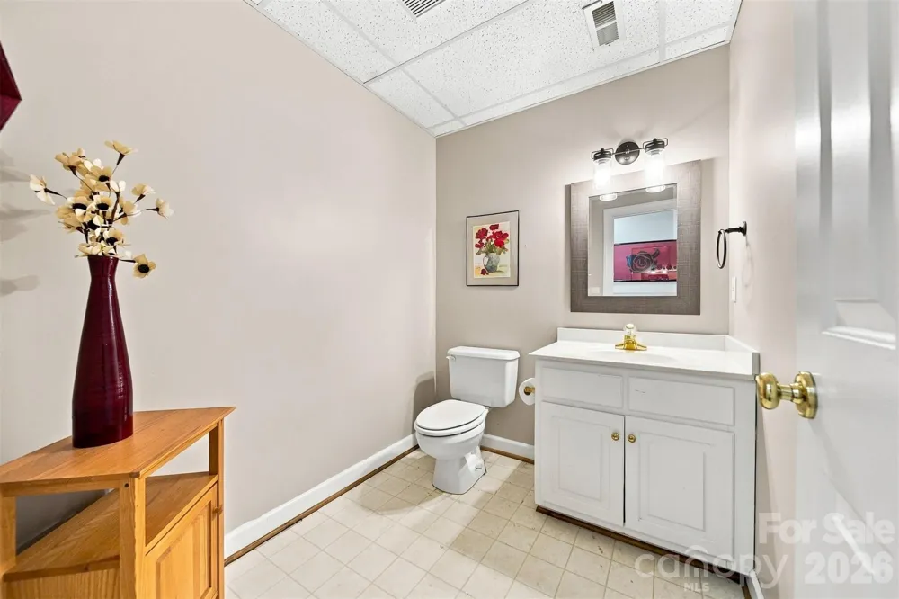 354 41st Avenue Place NW Hickory, NC 28601
