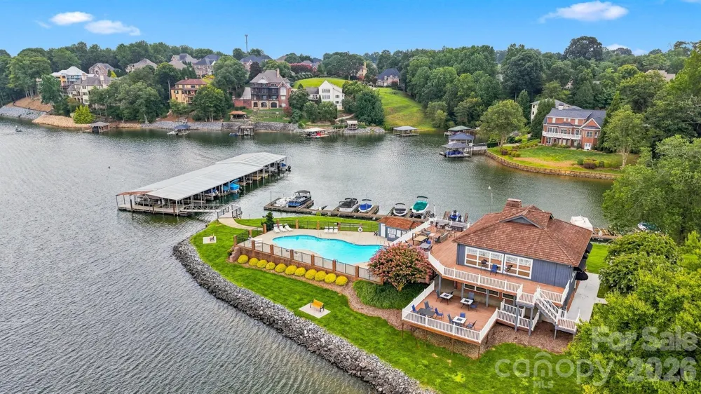354 41st Avenue Place NW Hickory, NC 28601
