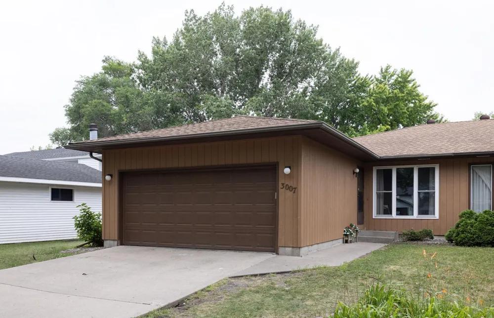 3007 18th Street S Fargo, ND 58103