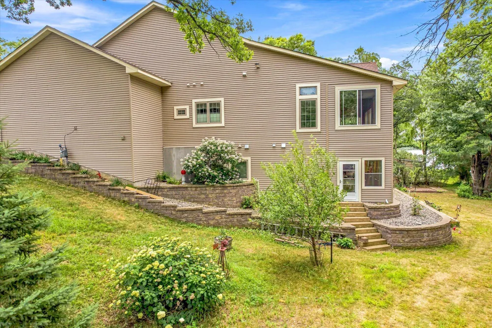 33276 Xenon Drive NW Princeton, MN 55371