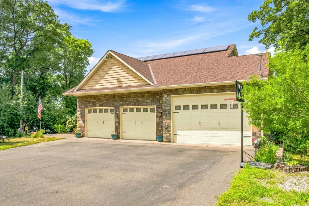 33276 Xenon Drive NW Princeton, MN 55371