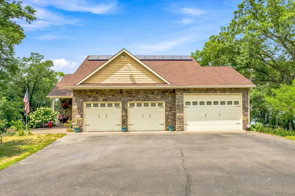 33276 Xenon Drive NW Princeton, MN 55371