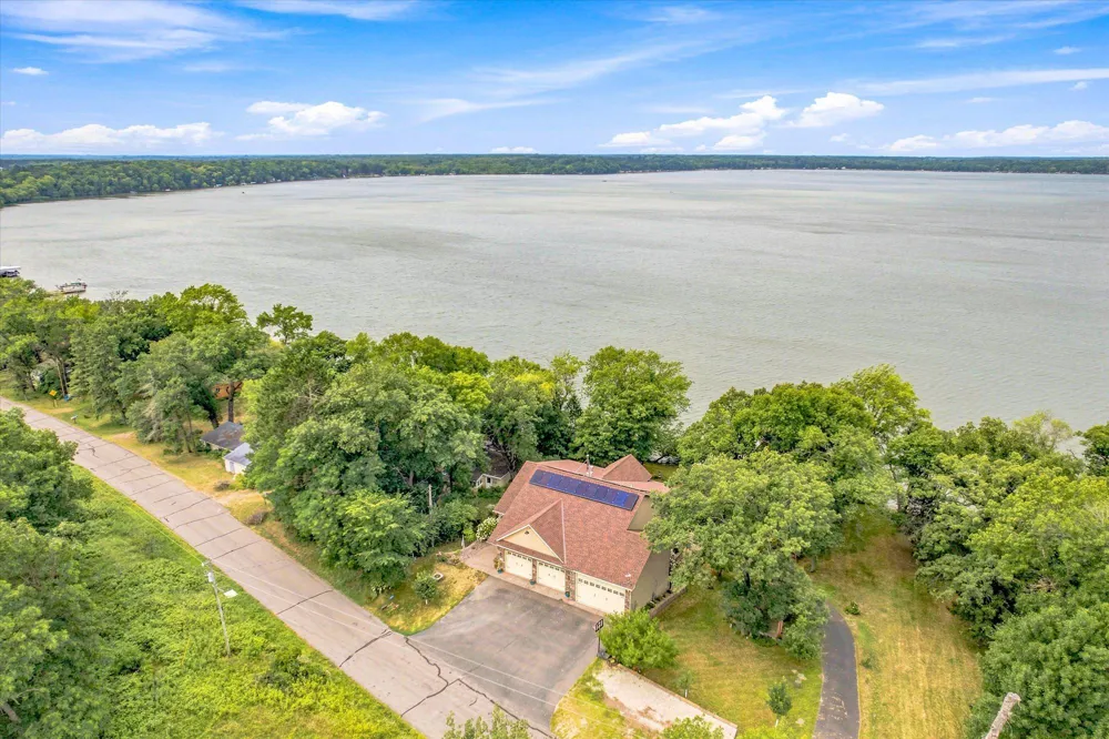 33276 Xenon Drive NW Princeton, MN 55371
