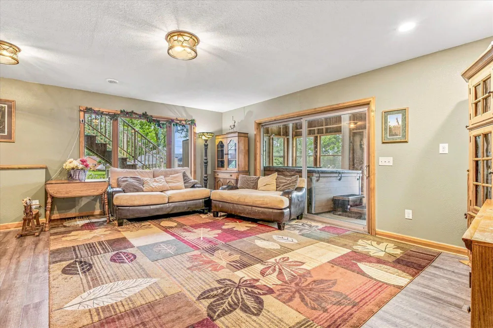 33276 Xenon Drive NW Princeton, MN 55371