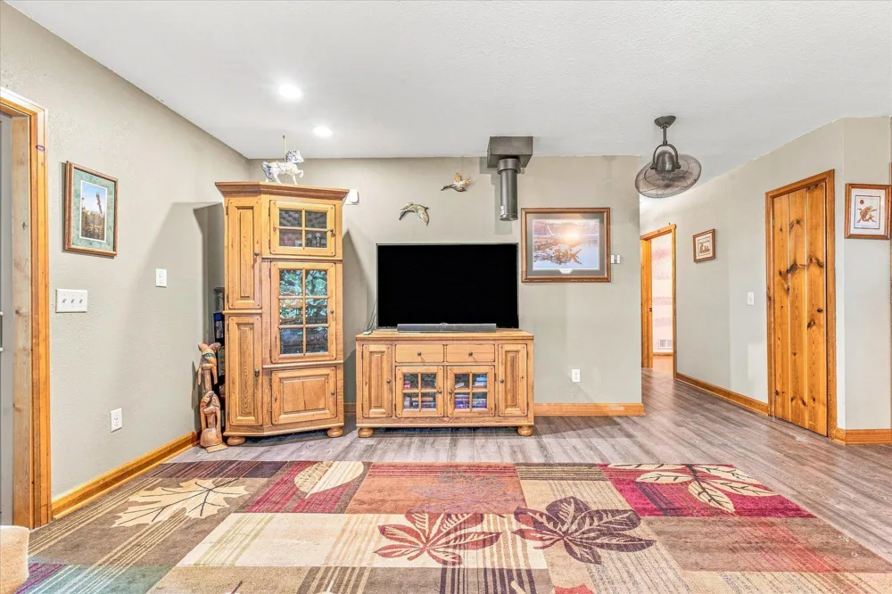 33276 Xenon Drive NW Princeton, MN 55371