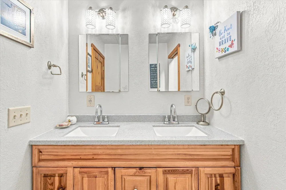 33276 Xenon Drive NW Princeton, MN 55371