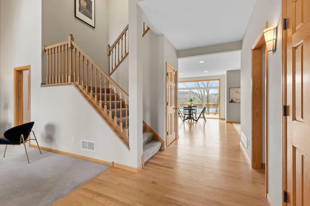 1080 82nd Street E Inver Grove Heights, MN 55077