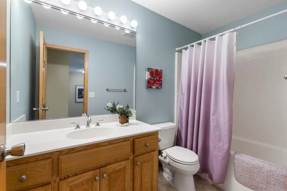 1080 82nd Street E Inver Grove Heights, MN 55077