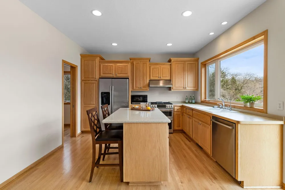 1080 82nd Street E Inver Grove Heights, MN 55077