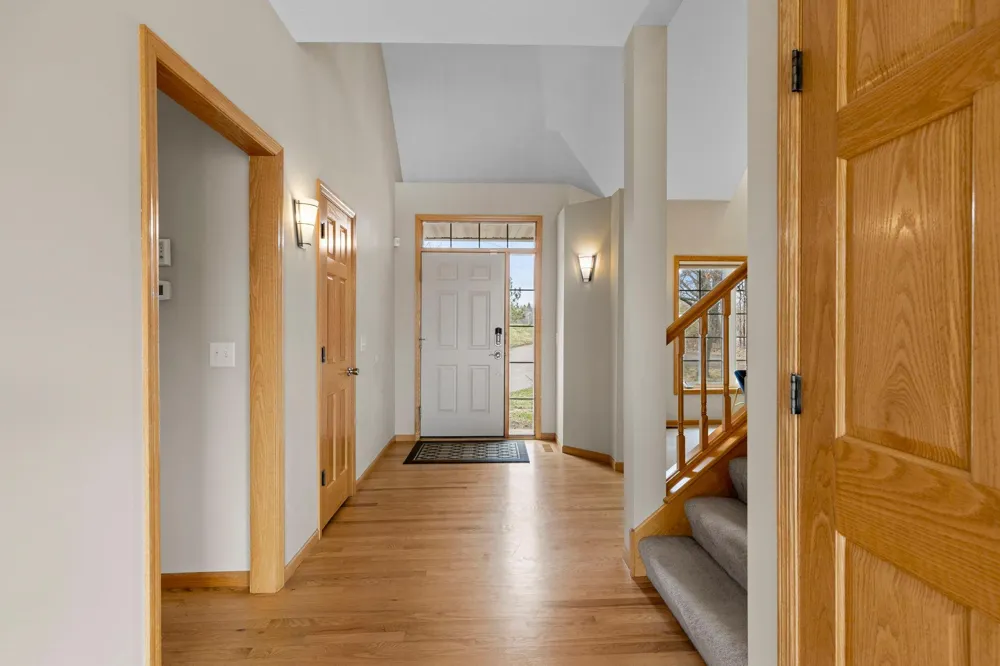 1080 82nd Street E Inver Grove Heights, MN 55077