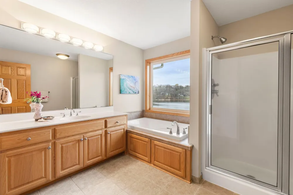 1080 82nd Street E Inver Grove Heights, MN 55077