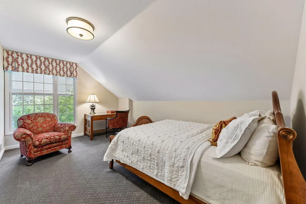480 Highcroft Road Wayzata, MN 55391