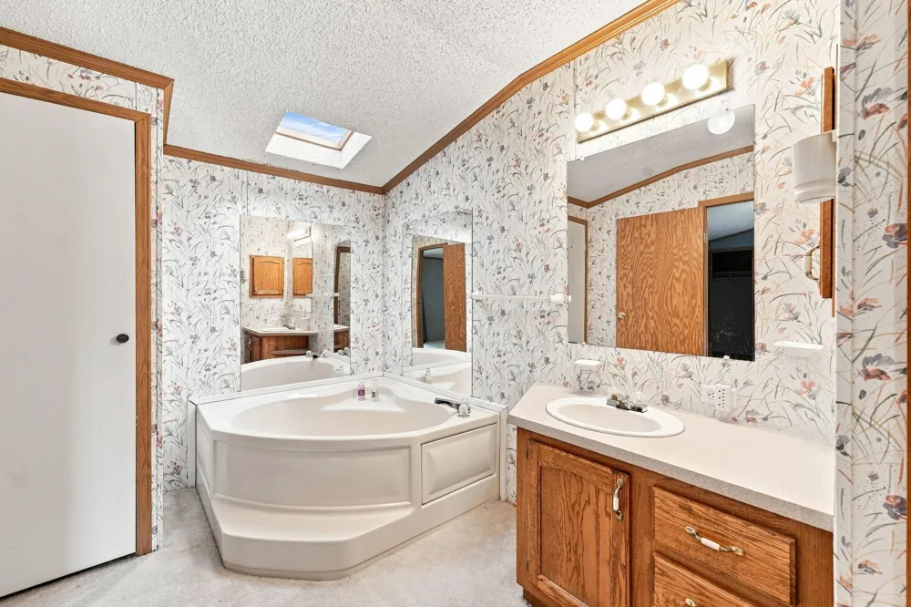 5197 E Koenen Road South Range, WI 54874