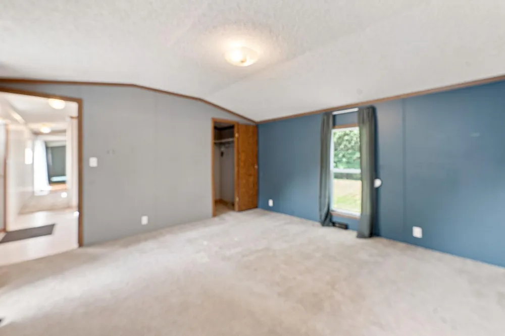 5197 E Koenen Road South Range, WI 54874