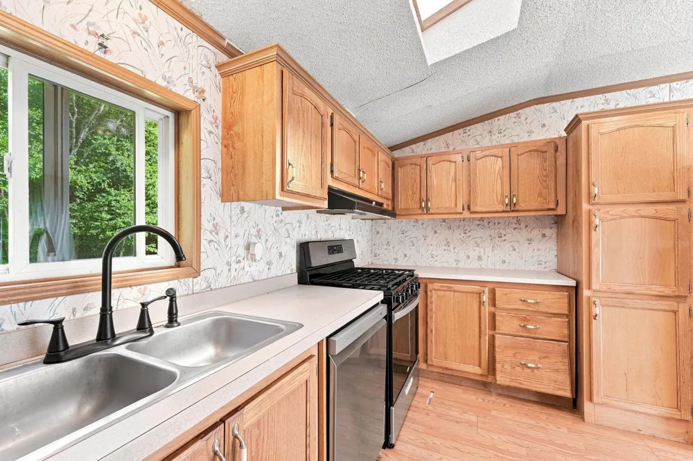 5197 E Koenen Road South Range, WI 54874