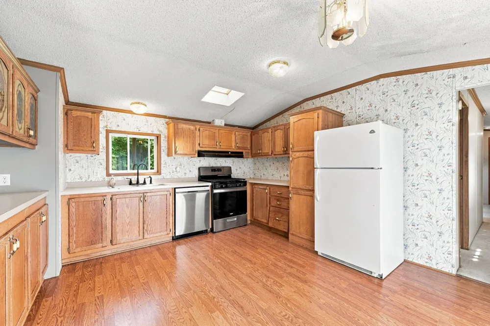 5197 E Koenen Road South Range, WI 54874