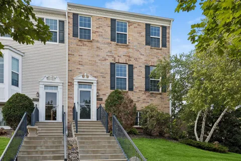 10002 Gentian Drive