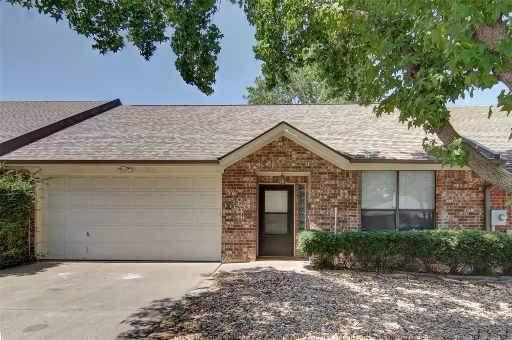 937 Heather Court Weatherford, TX 76086