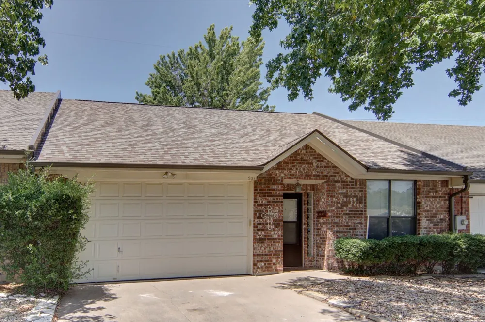 937 Heather Court Weatherford, TX 76086