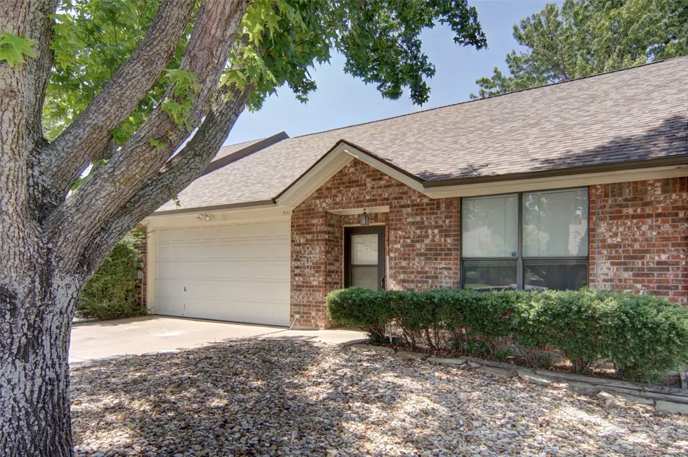 937 Heather Court Weatherford, TX 76086