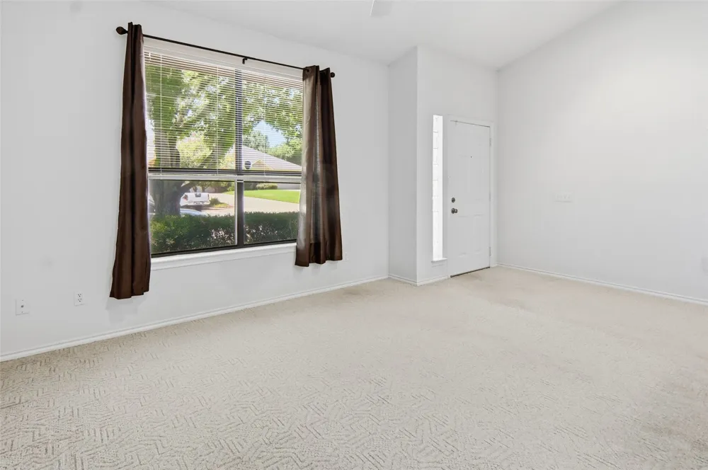 937 Heather Court Weatherford, TX 76086