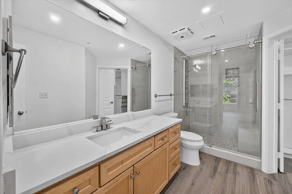 330 E Las Colinas Boulevard E #240 Irving, TX 75039