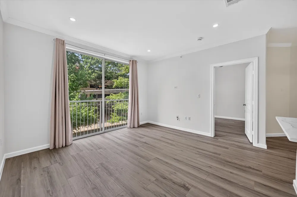 330 E Las Colinas Boulevard E #240 Irving, TX 75039