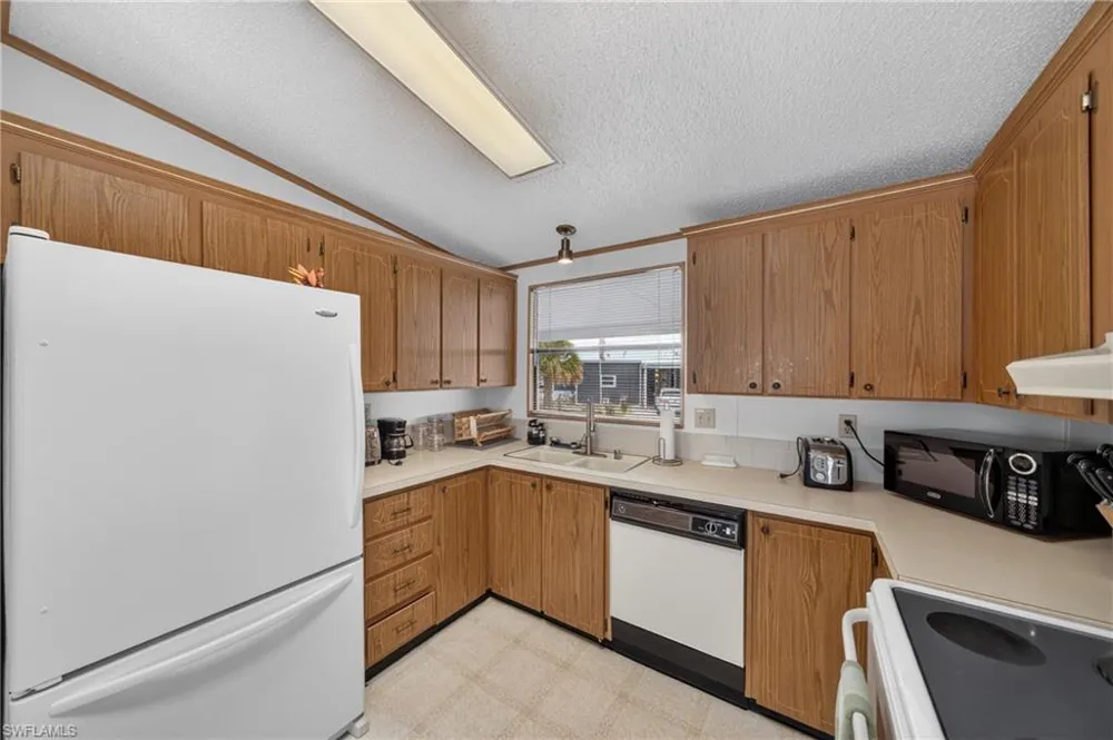 3032 Bounty Lane St. James City, FL 33956